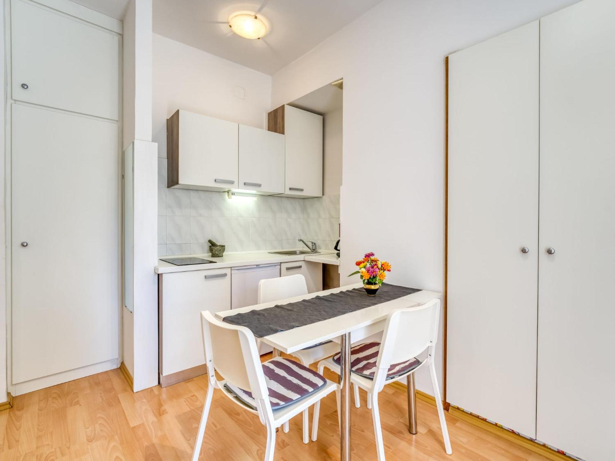 Apartment Emil By Interhome Lovran Exteriör bild